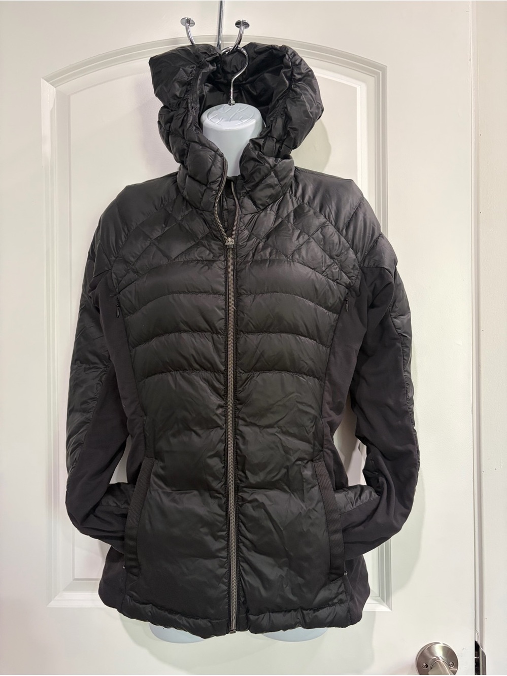 lululemon athletica Black Quilted Hooded Puffer Jacket